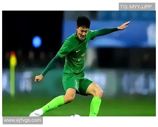 刘浩帆精彩表现助力球队成功封堵浙江队展现出色防守能力 刘浩帆精彩表现助力球队成功封堵浙江队展现出色防守能力