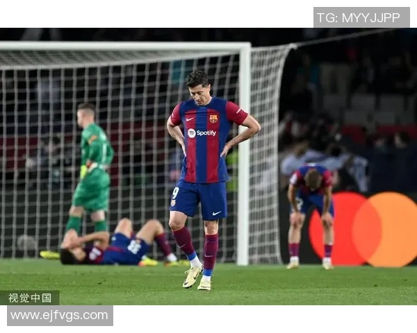 巴黎圣日耳曼逆转曼联晋级欧冠四强，梅西梅开二度成全场最闪耀球员